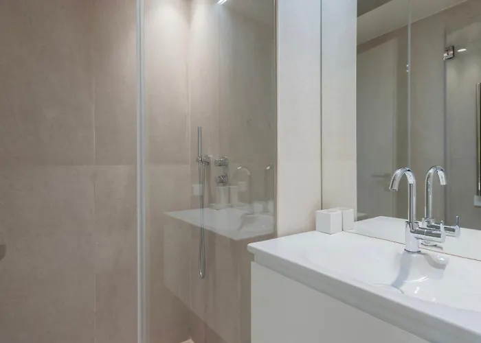 Apartament 3bdr Upscale By Lovelystay *