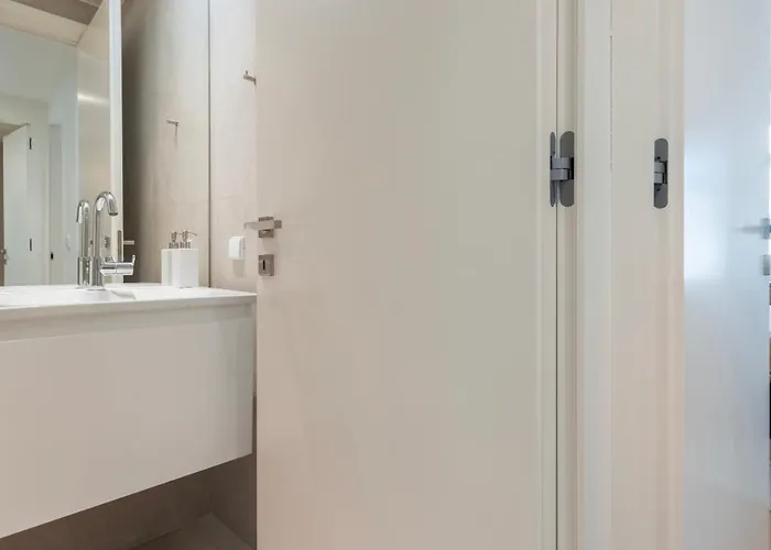 3bdr Upscale By Lovelystay Apartament Lizbona